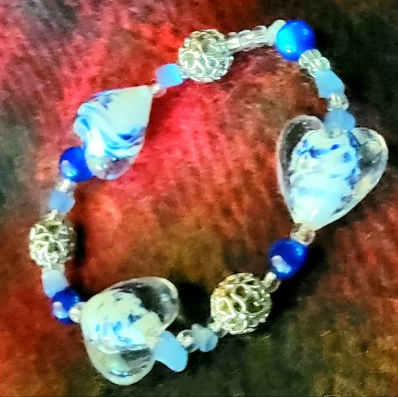 COPY - 🦋Handcrafted Blue/White/Clear Glass 💙 Beaded Bracelet - Picture 5 of 11